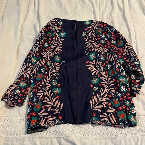 Boden Larissa US 16 Navy Blue Floral Blouse 3/4 Sleeve Boho Flowy Top Plus - Picture 7 of 7
